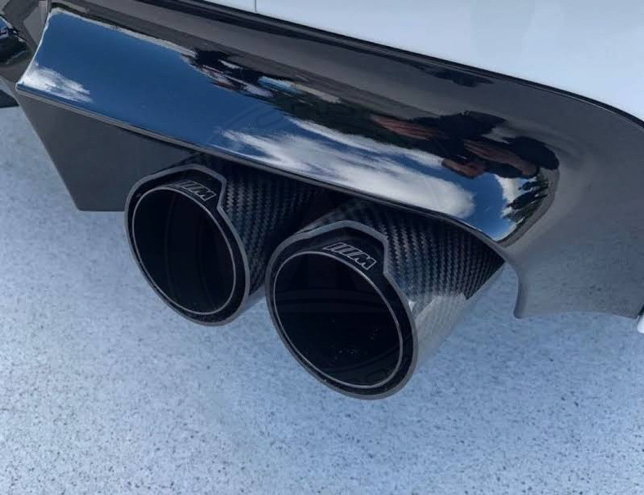 MP-Style Carbon Fiber Quad Exhaust Tip (Y-Style)