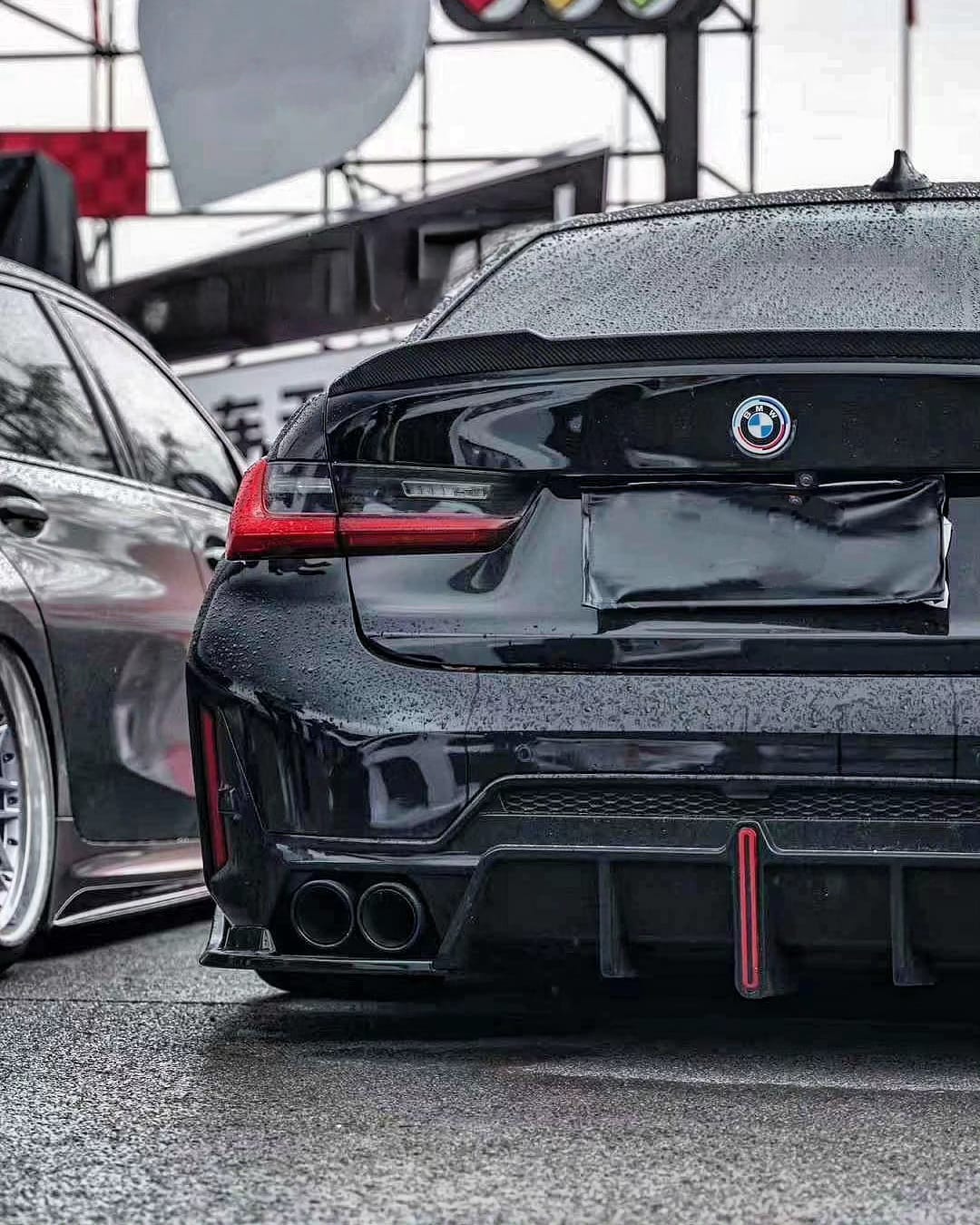 Gloss Black Rear Diffuser with LED Light for G20 LCI M340i